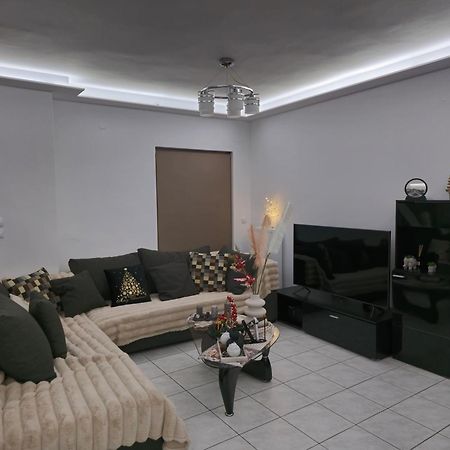 The Lighthouse Apartment Chalkida Exterior photo